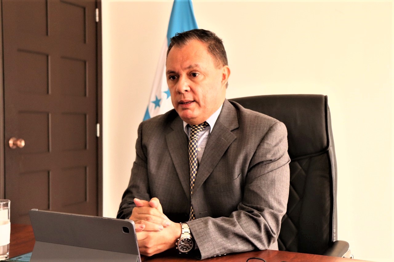 Vicecanciller denuncia supuesta red de corrupción que vende citas consulares a 200 dólares Vicecanciller denuncia supuesta red de corrupción que vende citas consulares a 200 dólares