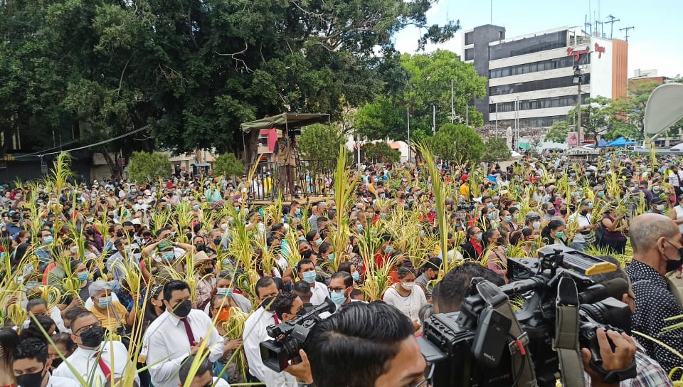 Católicos despiertan el fervor religioso después de dos años de pandemia
