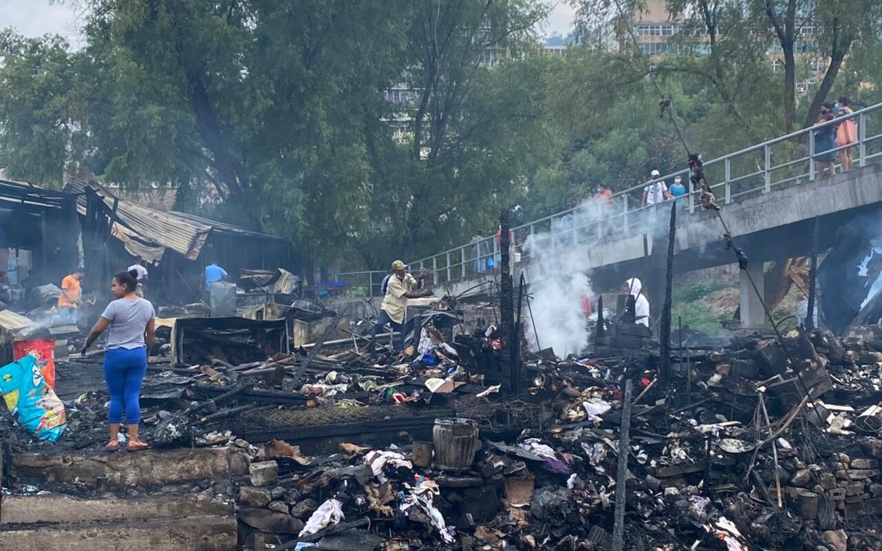 Confirman que «mano criminal» provocó incendio en la Primera Avenida de Comayagüela Confirman que «mano criminal» provocó incendio en la Primera Avenida de Comayagüela