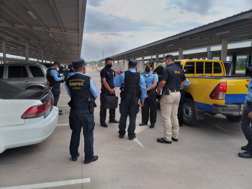 Autoridades policiales realizan recorrido en Palmerola para supervisar construcción de instalaciones de los entes de Seguridad