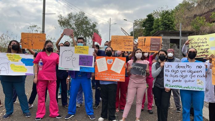 Personal sanitario continúa en asambleas informativas ante falta de pago y nombramientos