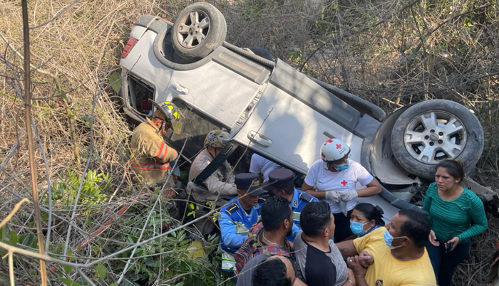 Motociclista y su hijo pierden la vida en accidente vial en Comayagua Motociclista y su hijo pierden la vida en accidente vial en Comayagua