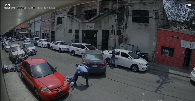 Un muerto y tres heridos el saldo de tiroteo en punto de taxis  en Comayagüela