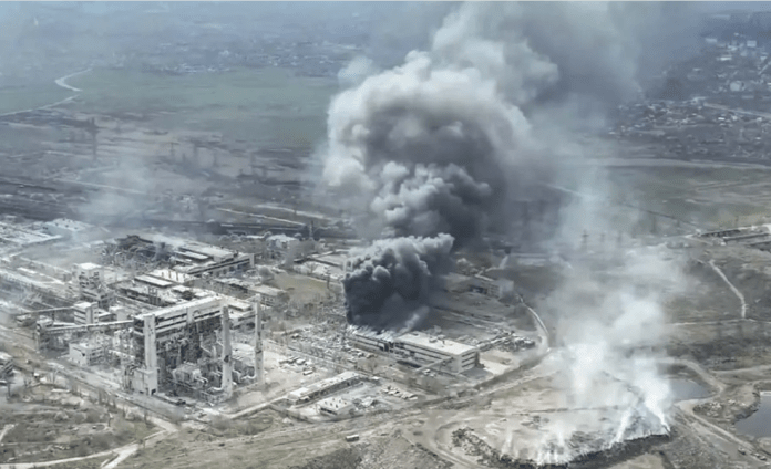 Rusia anuncia un alto al fuego unilateral para evacuar a civiles de planta de acero en Mariúpol