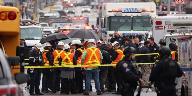 Tiroteo en el metro de Nueva York deja varios heridos Tiroteo en el metro de Nueva York deja varios heridos