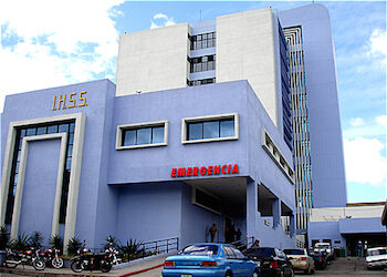 Tegucigalpa: Mujer se quita la vida lanzándose del octavo piso del Seguro Social