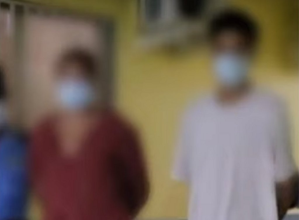 ¡Parricidio! Arrestan a pareja por la muerte “a golpes” de un niño de 2 años