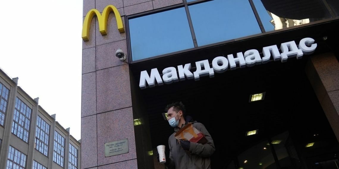 McDonald’s abandona el mercado ruso tras 30 años de actividad McDonald’s abandona el mercado ruso tras 30 años de actividad