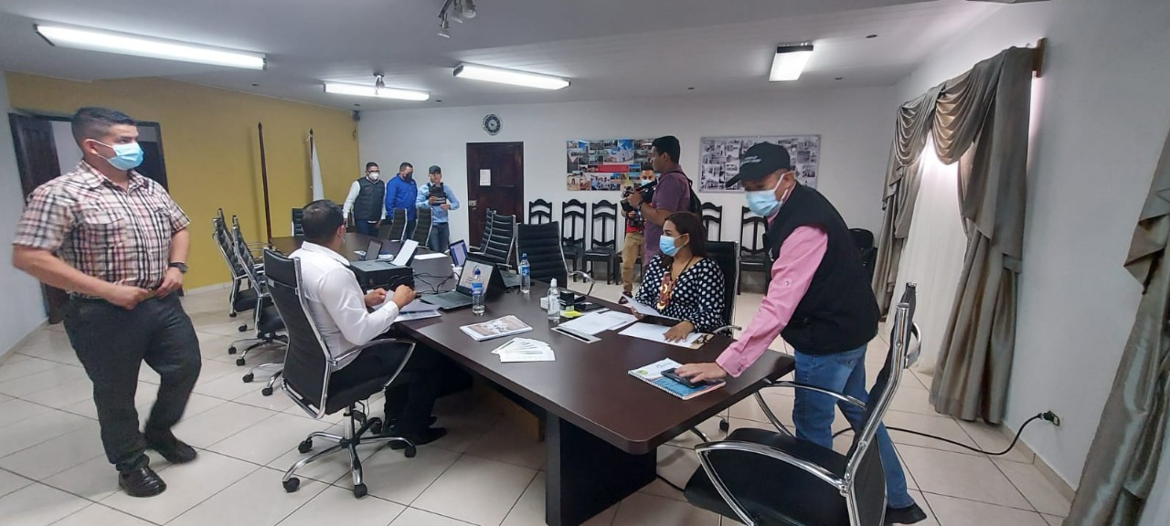 La UFTF continúa con revisión de informes financieros de campaña de excandidatos