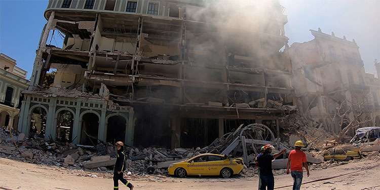 Una docena de personas siguen hospitalizadas en Cuba, tras explosión del hotel Saratoga Una docena de personas siguen hospitalizadas en Cuba, tras explosión del hotel Saratoga