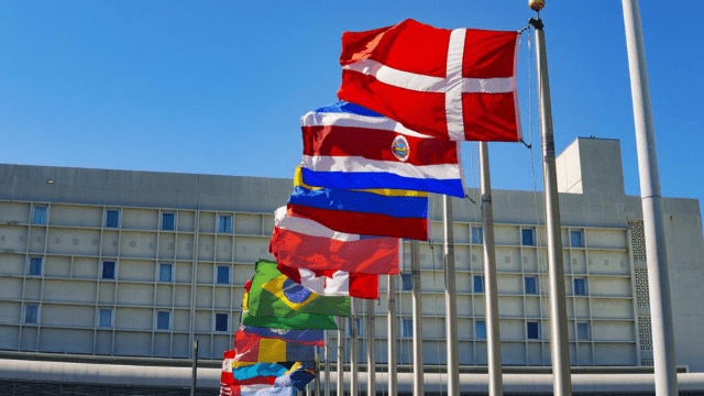 Opositores rechazan a Venezuela, Cuba y Nicaragua en Cumbre de las Américas