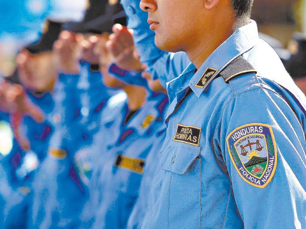 El próximo lunes iniciará reintegración de policías y militares depurados