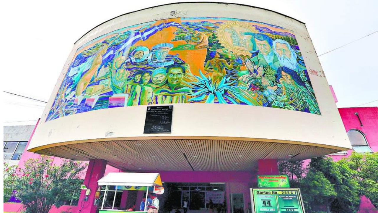 MP pide más de siete años de reclusión en contra de exdirectora del PANI por fraude en compra de calzado y uniformes escolares