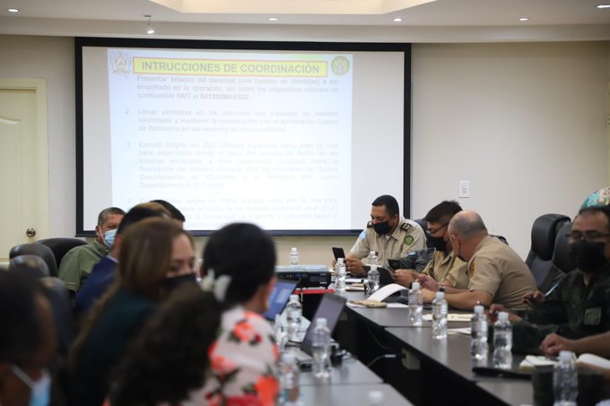 CNE y FFAA coordinan logística para Elecciones en Wampusirpi, San Lucas y Duyure