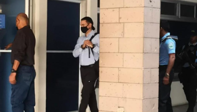 Comienza audiencia inicial por millonaria compra irregular de mascarillas en Invest-H