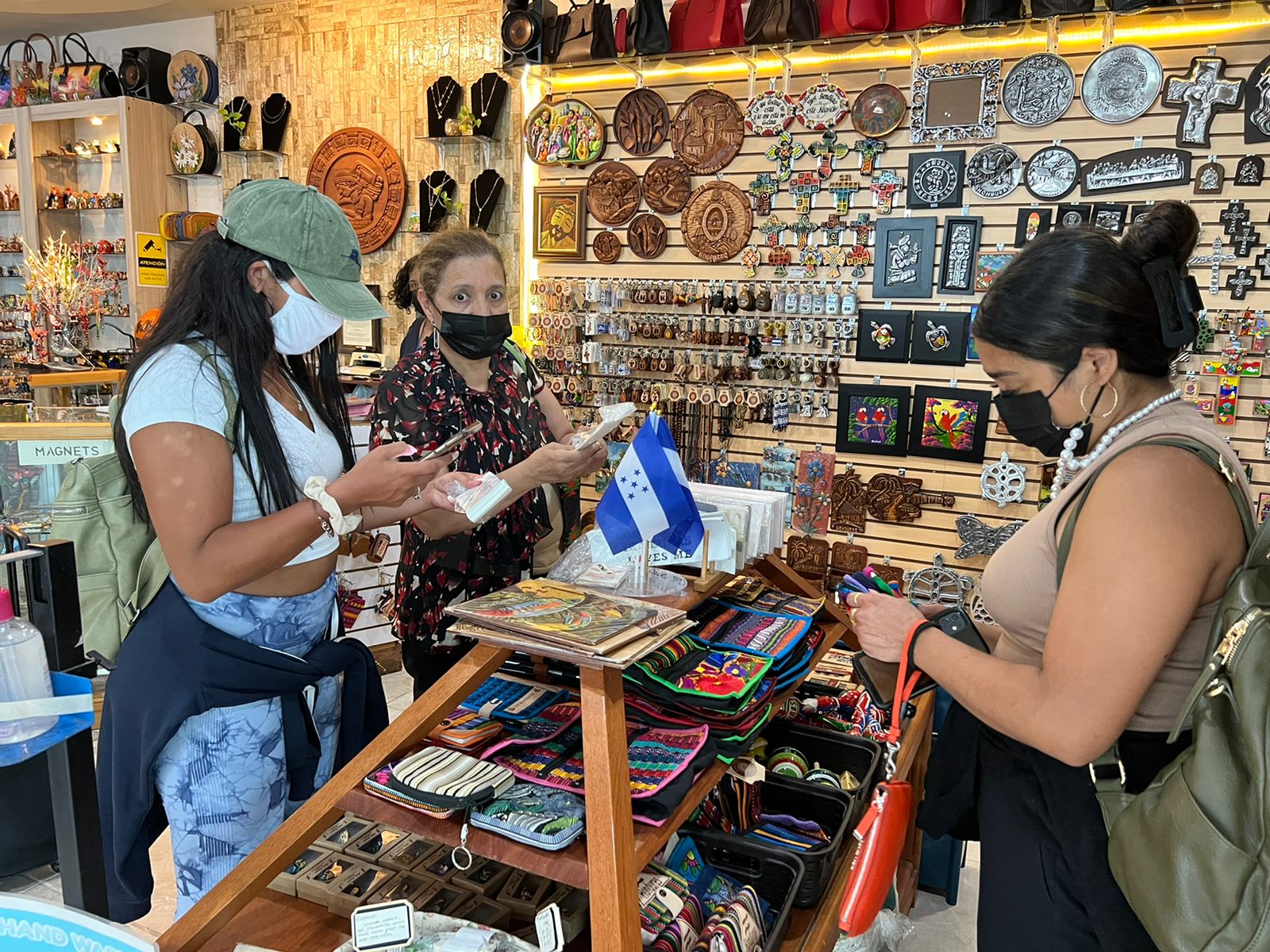 Con Palmerola, Comayagua aumentó 130% la cifra de nuevos negocios y se crearon más de 3,000 empleos este año