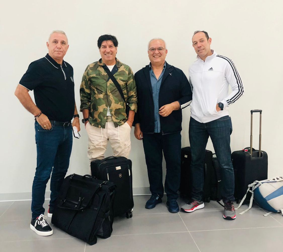 Estrellas mundiales de fútbol destacan Aeropuerto de Palmerola