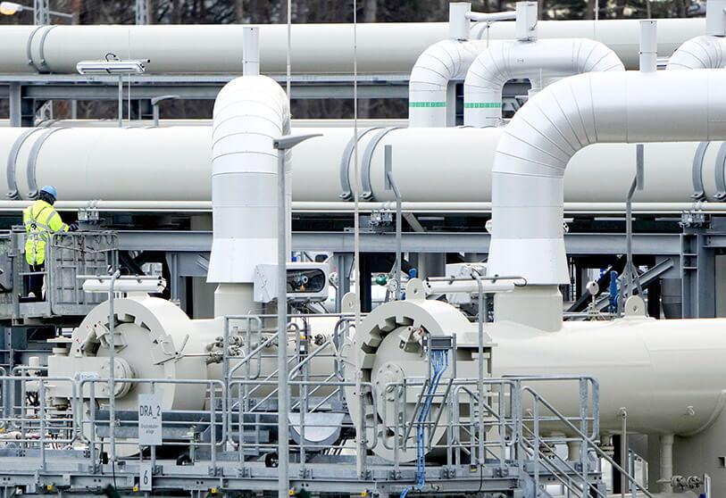 Francia deja de recibir gas ruso por gasoducto y le llegará más desde España