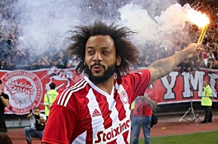 20 mil aficionados del Olympiacos le dan la bienvenida a Marcelo