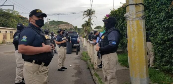 ATIC realiza allanamientos por supuesta red de corrupción en Salud