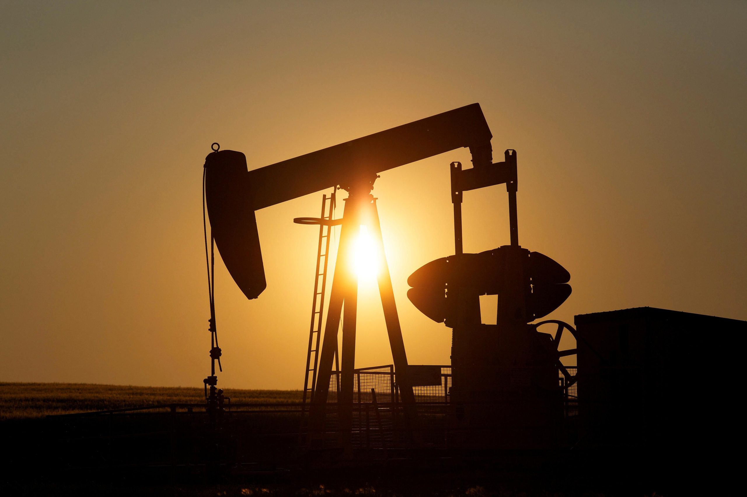 Sube un 4.7% el petróleo de Texas