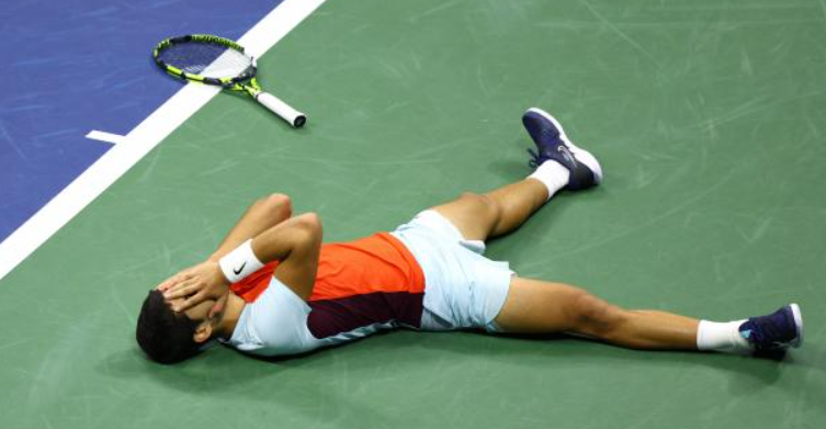 Carlitos Alcaraz ganó con este saque el US Open y se convierte así en el mejor tenista del mundo