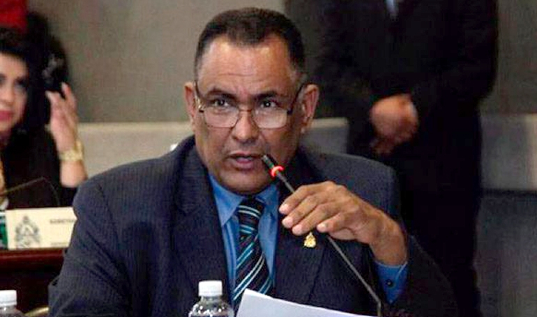 Mario Segura pide no alterar relación con EEUU y recuerda que los hondureños no van a Rusia ni a China