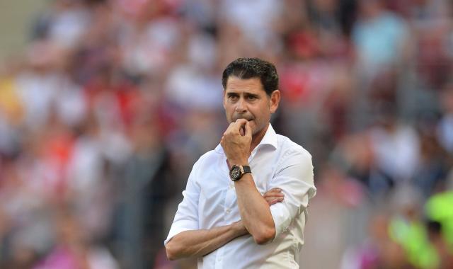 Fernando Hierro es nuevo director deportivo de las Chivas del Guadalajara