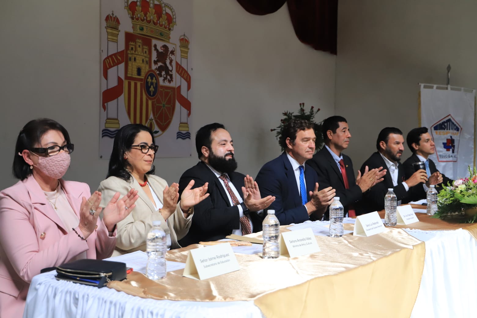Presidente Luis Redondo fue invitado en actos culturales y de cooperación educativa del Instituto España Jesús Milla Selva