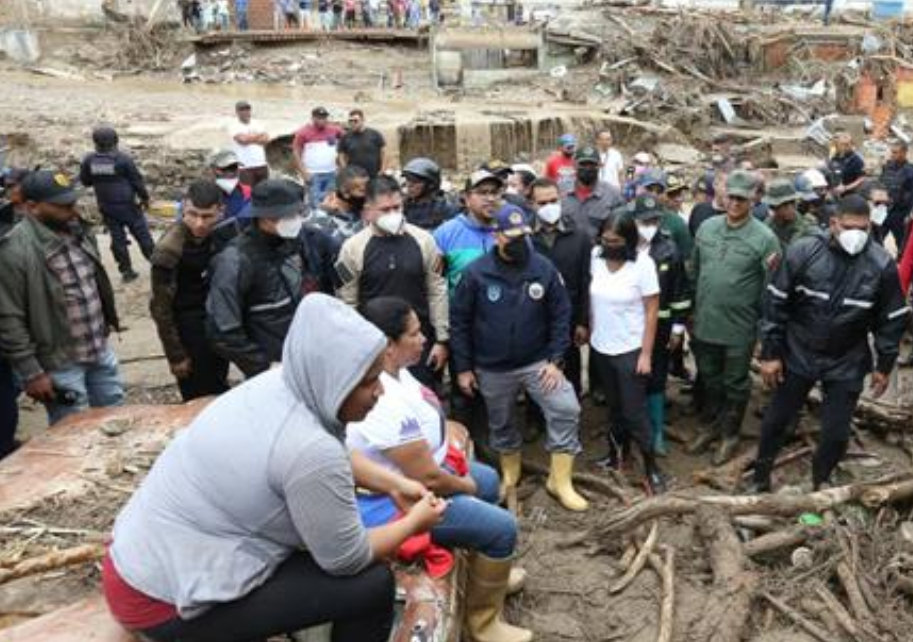 Venezuela suma 43 muertos por deslave en la zona central