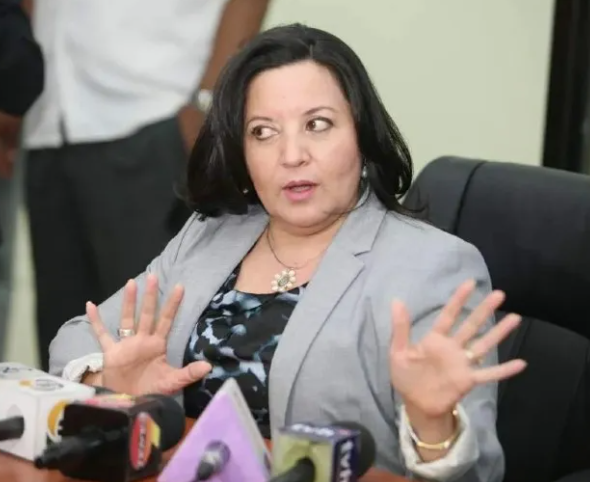 Dictan medidas cautelares a exministra Yolani Batres, acusada por corrupción