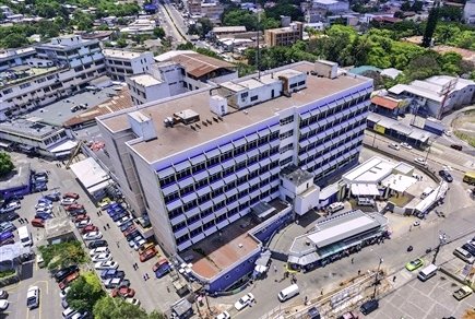 Colectivos del Partido LIBRE a cargo de la seguridad de cinco hospitales