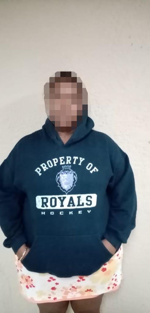 “CULPABLE” fémina que asesinó a su esposo a cuchillazos en Roatán.