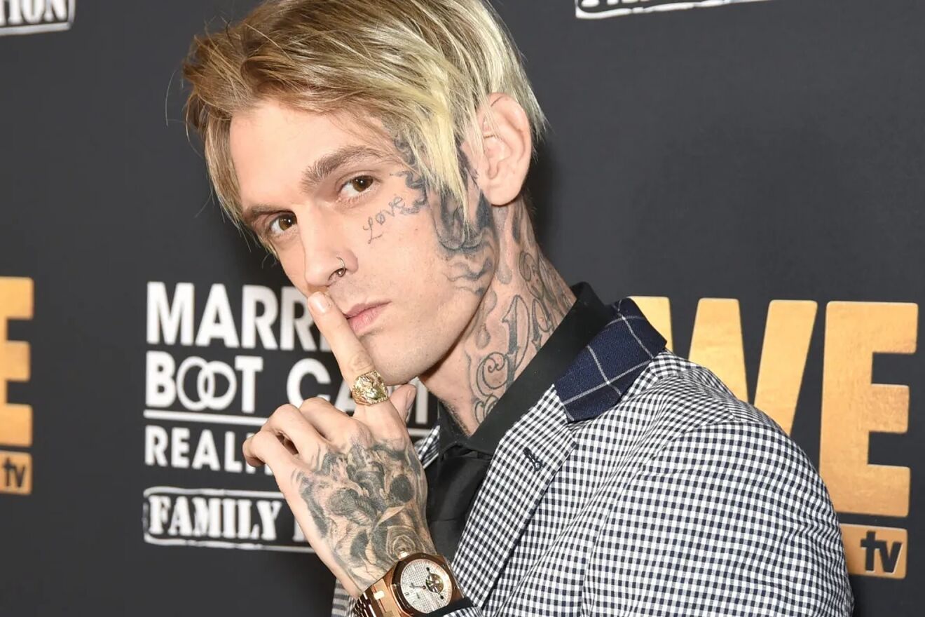 Fallece a sus 34 años cantante y autor Aaron Carter.