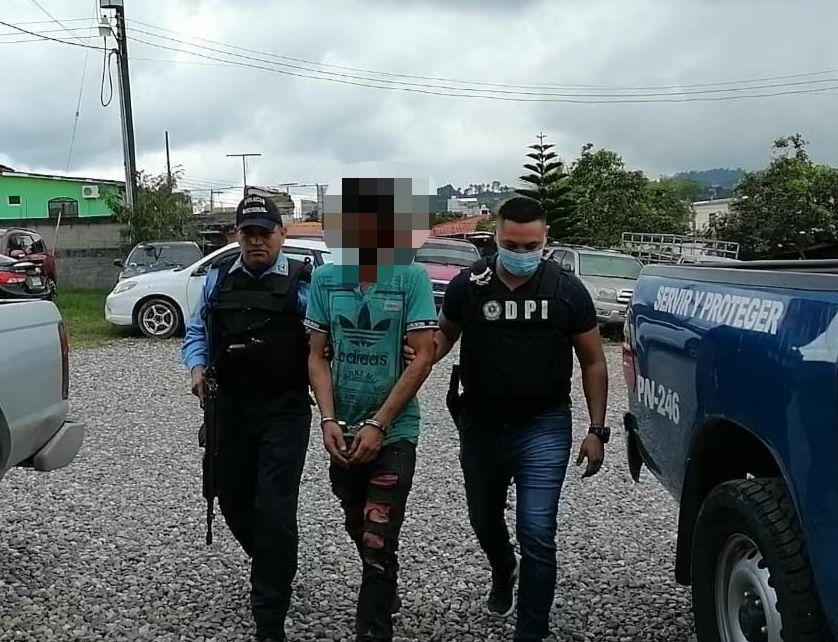 Capturan a cobrador de bus que evadió la justicia por 10 años. Capturan a cobrador de bus que evadió la justicia por 10 años.