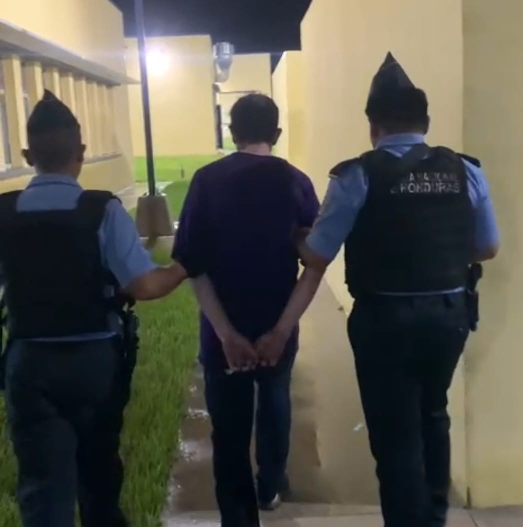 Detienen a sujeto por suponerlo responsable de la violación de una niña de 13 años.