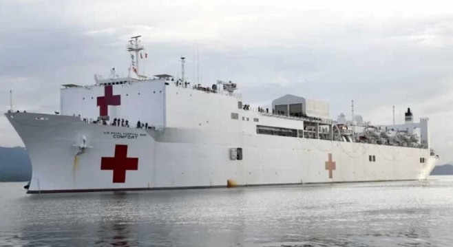 Buque hospital Comfort dará asistencia a hondureños hasta el 7 de noviembre