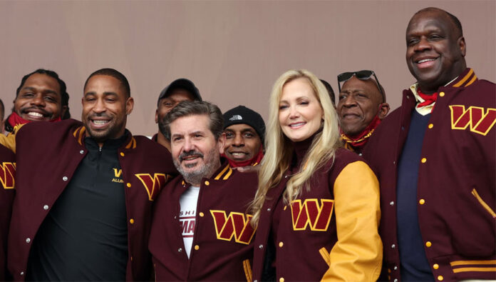 Fiscal general de Columbia presenta demanda contra la NFL y los Commanders Fiscal general de Columbia presenta demanda contra la NFL y los Commanders