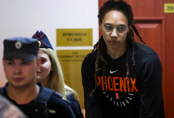 Trasladada a una colonia penal en Rusia la jugadora de baloncesto Brittney Griner Trasladada a una colonia penal en Rusia la jugadora de baloncesto Brittney Griner