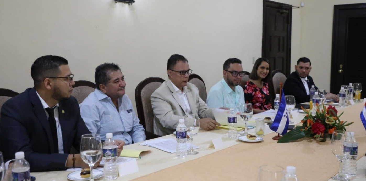 Honduras y Cuba finalizan ronda de conversaciones sobre temas migratorios Honduras y Cuba finalizan ronda de conversaciones sobre temas migratorios