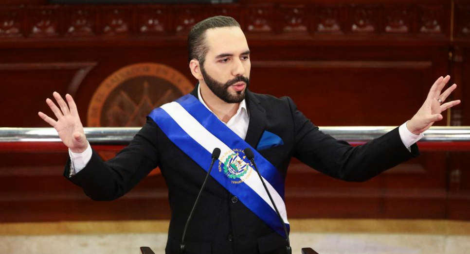 Bukele dice que «destruir» a pandillas «no es trabajo fácil»