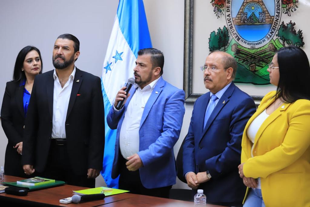 AMHON felicitó al CN por dar apertura y crear las audiencias públicas para discutir presupuesto 2023 AMHON felicitó al CN por dar apertura y crear las audiencias públicas para discutir presupuesto 2023