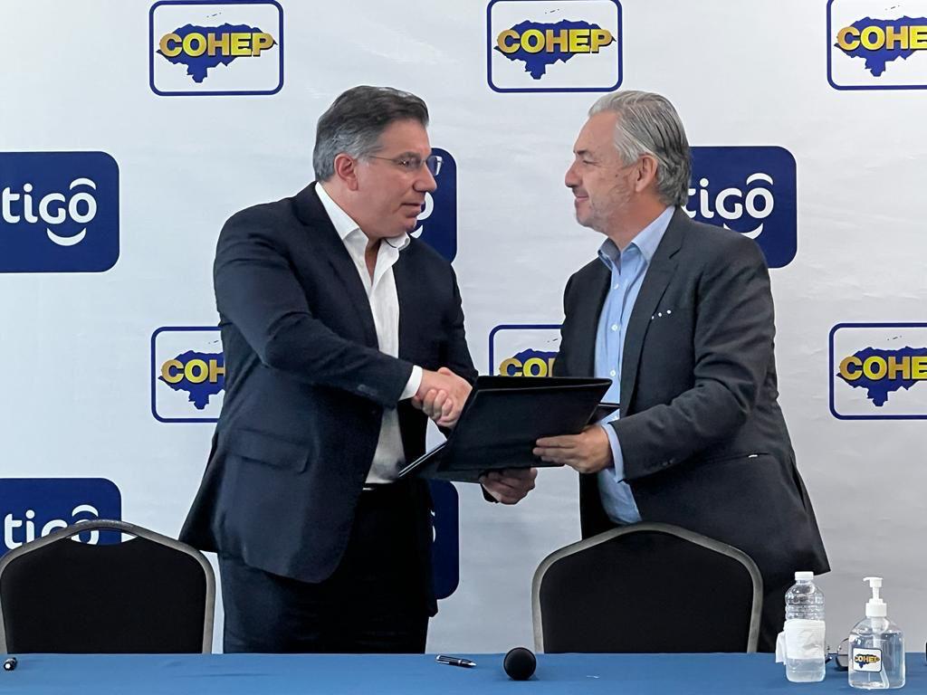 TIGO Y COHEP FIRMAN CONVENIO POR LA EDUCACIÓN EN HONDURAS