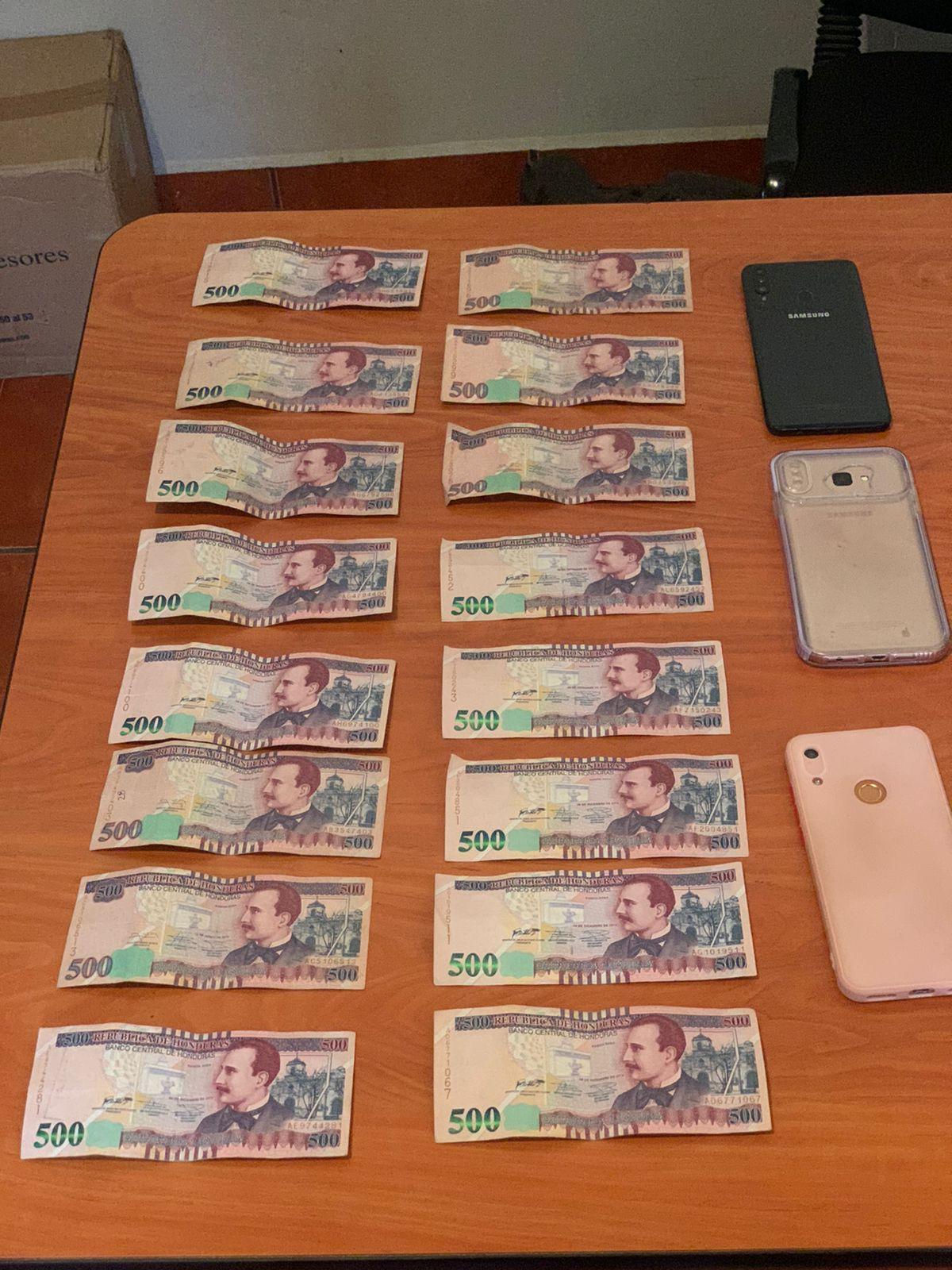 Detenido supuesto traficante de ilegales que pretendía sacar del país a siete ciudadanos hondureños. Detenido supuesto traficante de ilegales que pretendía sacar del país a siete ciudadanos hondureños.