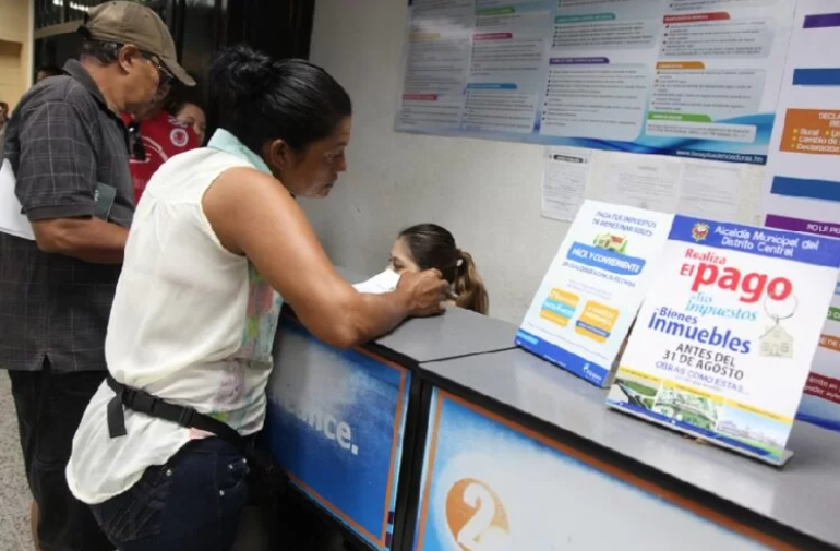 AMDC estima recaudar L. 2 mil 200 millones al cierre de 2022, según edil Aldana AMDC estima recaudar L. 2 mil 200 millones al cierre de 2022, según edil Aldana