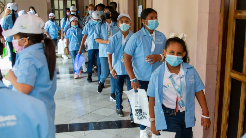 Copemh rechaza uso de gabacha y solicita reparación de escuelas Copemh rechaza uso de gabacha y solicita reparación de escuelas