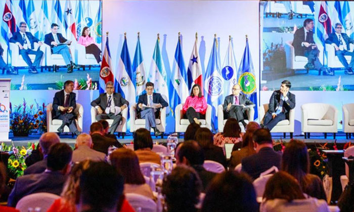 Boletos aéreos entre países centroamericanos podrían costar hasta 55 dólares