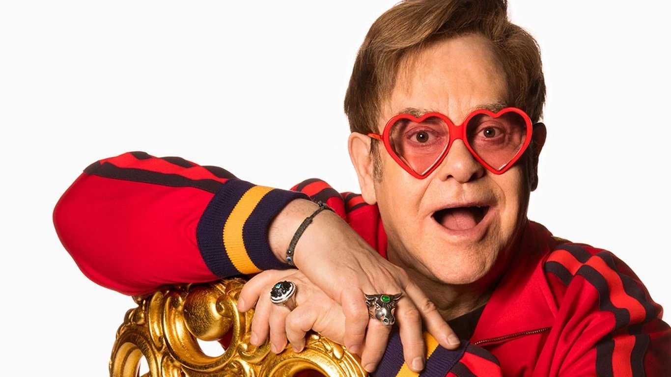 Elton John se despidió de EEUU con un emotivo concierto en Los Ángeles.