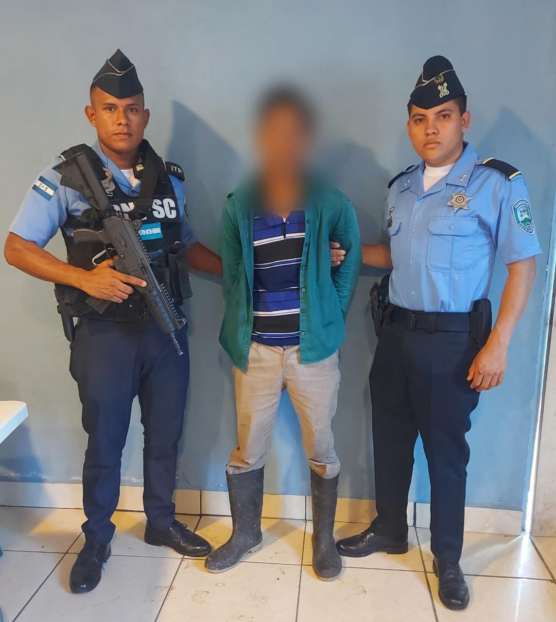 En el Progreso Yoro capturan a un individuo por el robo de un vehículo. En el Progreso Yoro capturan a un individuo por el robo de un vehículo.