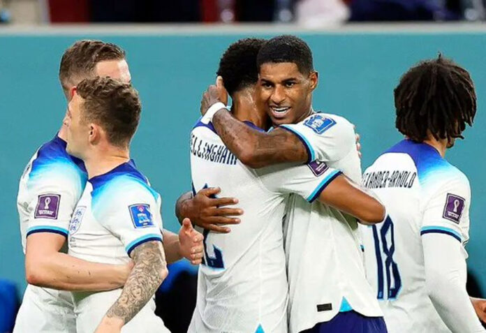 Rashford: «Por momentos como este juego al fútbol» Rashford: «Por momentos como este juego al fútbol»